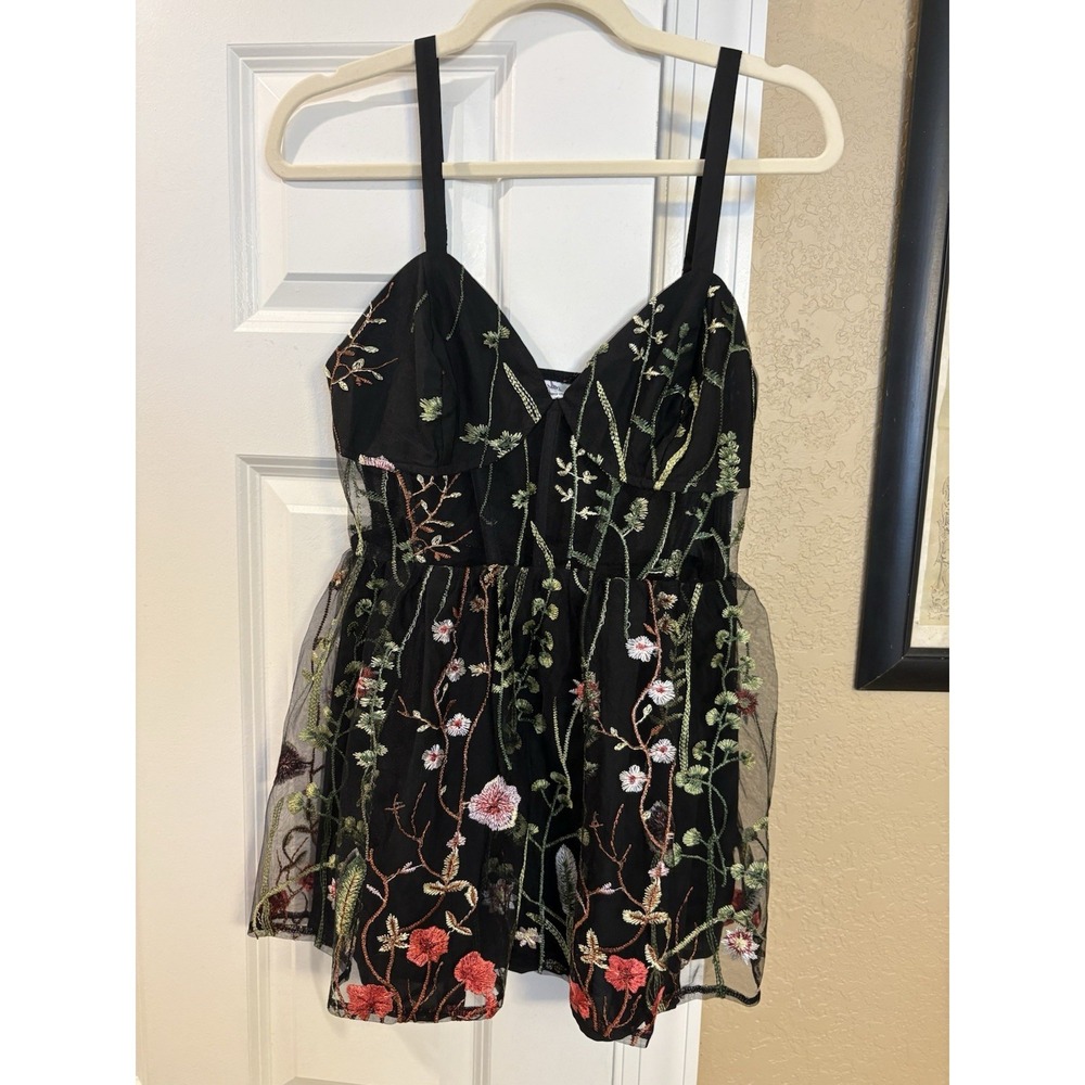 iHeartraves Black Floral Embroidered Cami Babydoll Top, Medium, Festival Boho